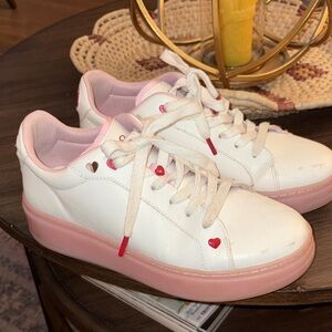 Aldo Rosecloud sneaker  Size 8.5